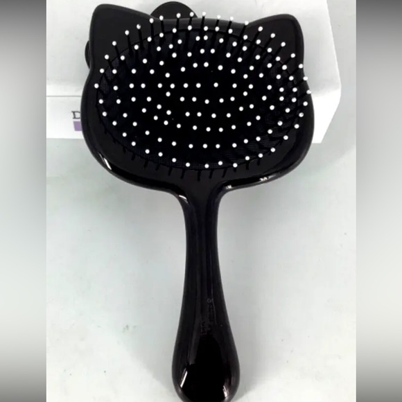 Sanrio Hello Kitty Romantic Chrome Red Hair Brush - Picture 2 of 6